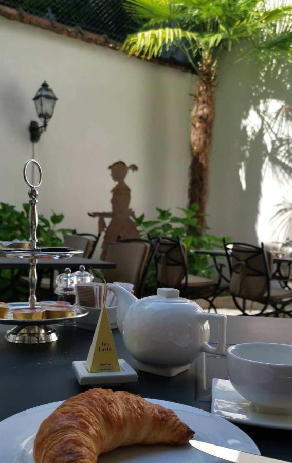 Boutique Hotel La Rinascente Locarno Luaran gambar